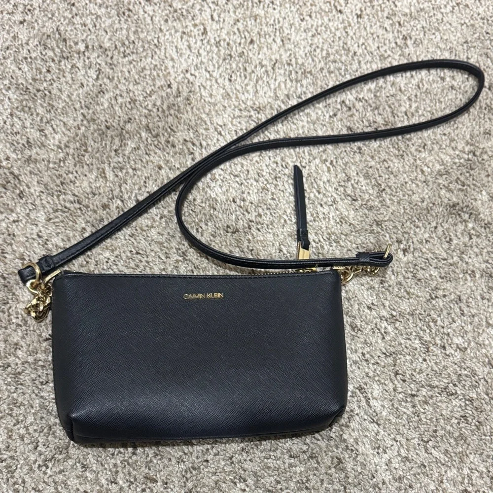 Calvin Klein Black Saffiano Crossbody Wristlet Gold Chain Bag